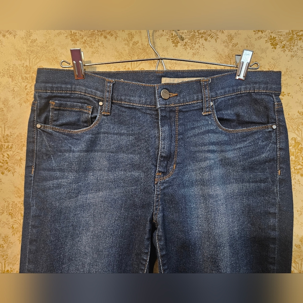 DKNY 6 Straight Leg Med-dark Jeans - Picture 2 of 10